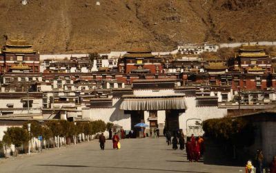 Visit Nepal & Tibet in a single Trip – 19 Days